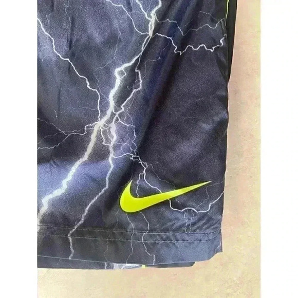 Boys size XL nike shorts with drawstring NEW - Picture 2 of 6